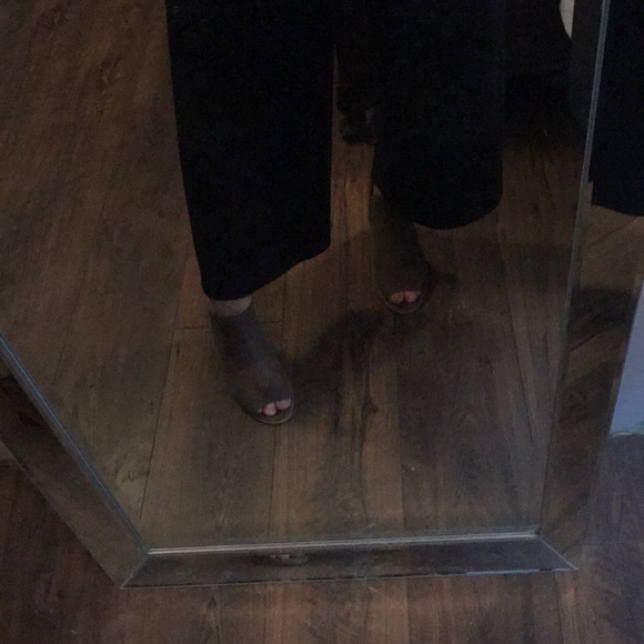 Block Peep Toes - Picture 3 of 4